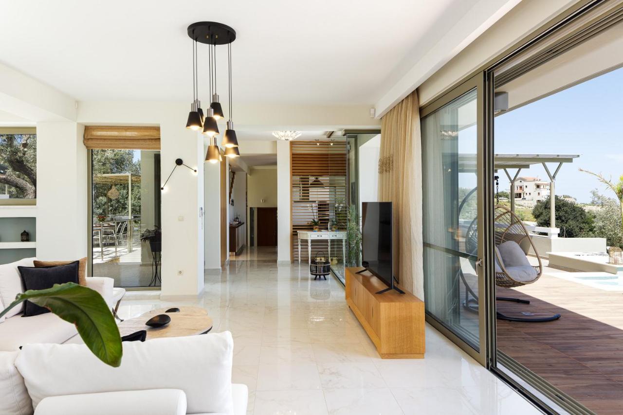 Rizes Villa With Jacuzzi & Heated Pool Agia Triada 외부 사진